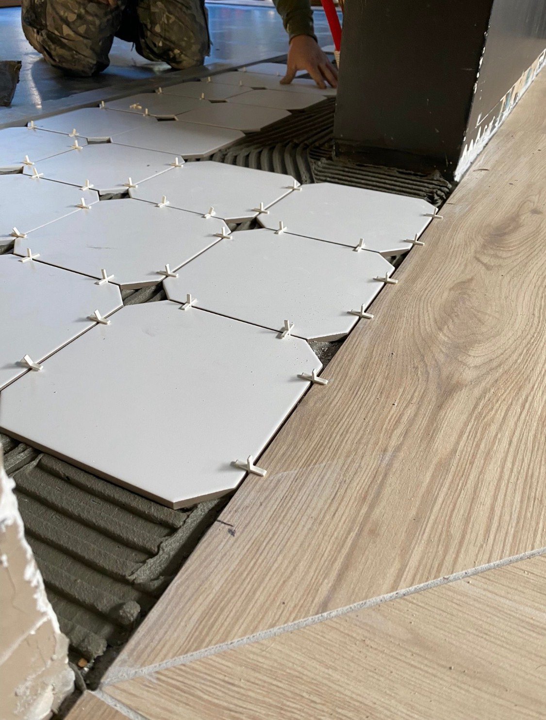 Pose carrelage hexagonal à Rouen